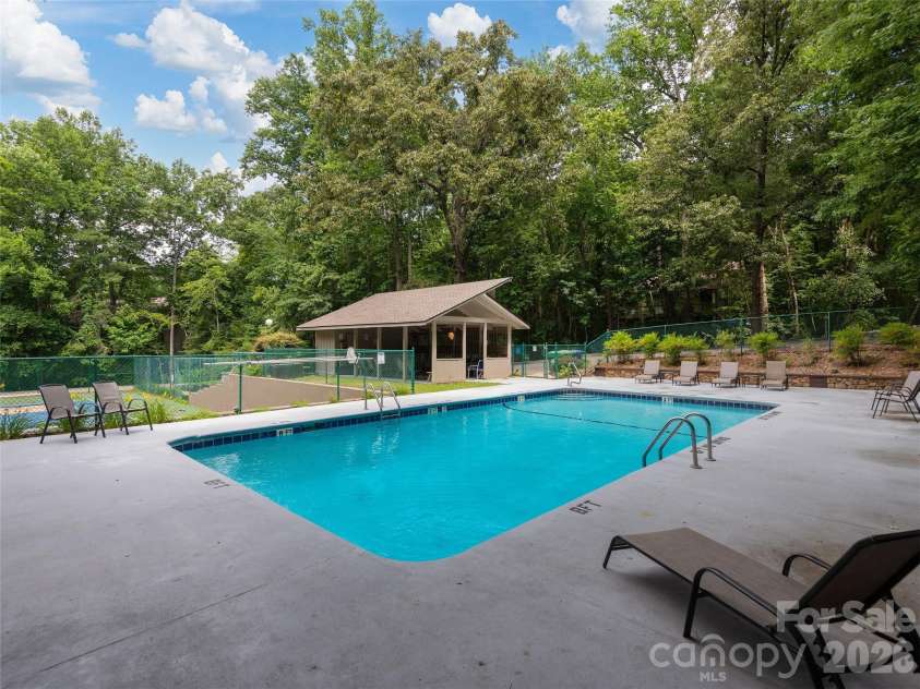 23 Cedarwood Trail, Asheville, NC 28803.  MLS# CAR4396022, YatesRealty ID 20975. 