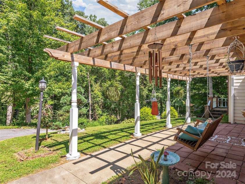29 Tillman Road, Lake Junaluska, NC 28745.  MLS# CAR4178685, YatesRealty ID 20975. 