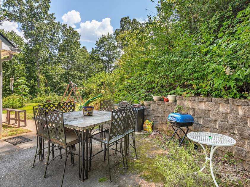 29 Tillman Road, Lake Junaluska, NC 28745.  MLS# CAR4178685, YatesRealty ID 20975. 
