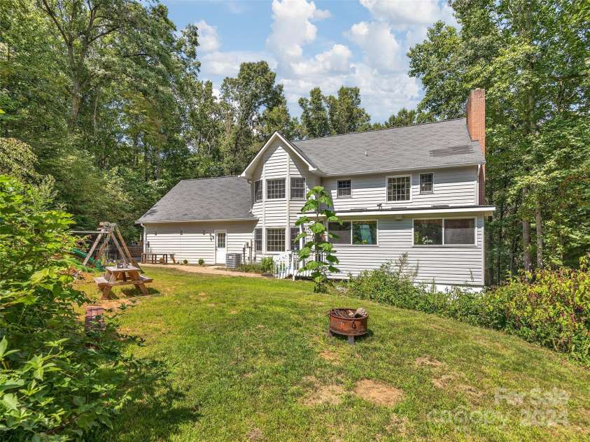 29 Tillman Road, Lake Junaluska, NC 28745.  MLS# CAR4178685, YatesRealty ID 20975. 