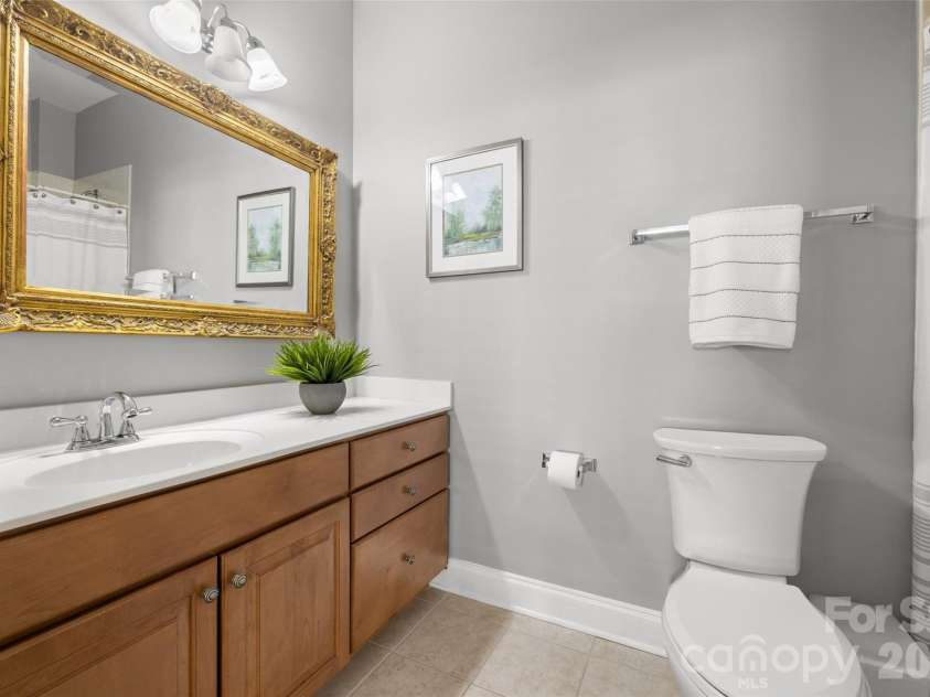 7810 Springs Village Lane, Charlotte, NC 28226.  MLS# CAR4379531, YatesRealty ID 20976. 