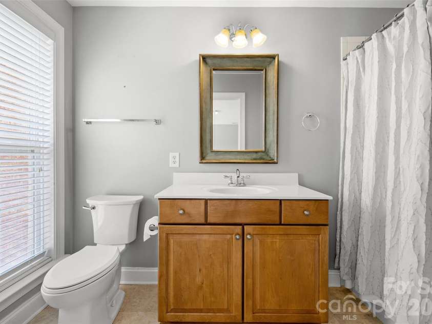 7810 Springs Village Lane, Charlotte, NC 28226.  MLS# CAR4427329, YatesRealty ID 20976. 