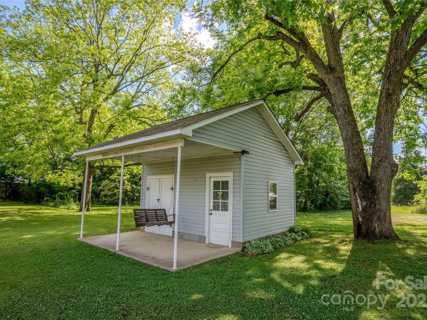 312 Gold Hill Avenue, Rockwell, NC 28138.  MLS# CAR4234746, YatesRealty ID 20977. 