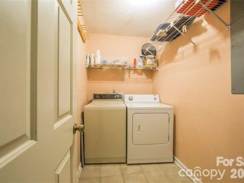 44 Sagebrush Circle, Etowah, NC 28729.  MLS# CAR4370177, YatesRealty ID 20979. Main Level Laundry Room