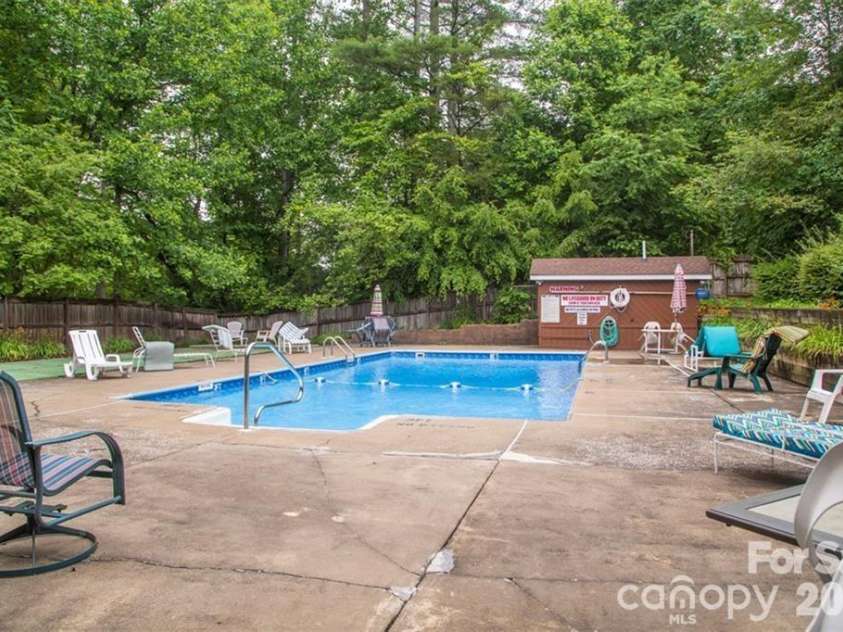 44 Sagebrush Circle, Etowah, NC 28729.  MLS# CAR4370177, YatesRealty ID 20979. Neighborhood Pool