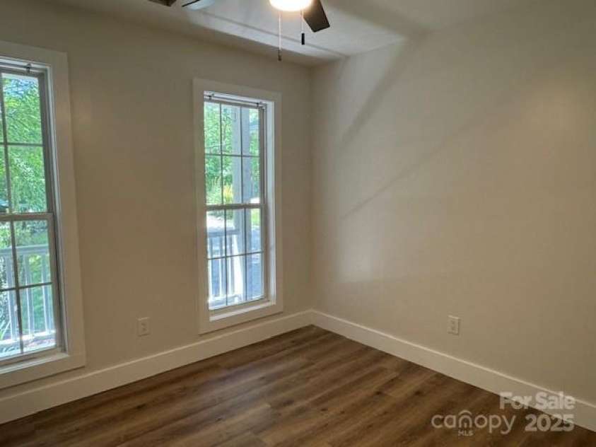 117 River Glen Drive, Morganton, NC 28655.  MLS# CAR4259056, YatesRealty ID 20980. 