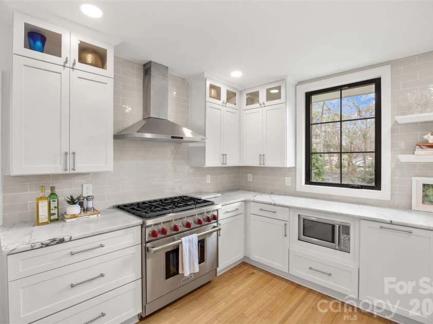 301 Whitestone Road, Charlotte, NC 28270.  MLS# CAR4353273, YatesRealty ID 20980. 