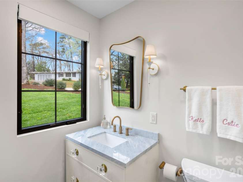301 Whitestone Road, Charlotte, NC 28270.  MLS# CAR4353273, YatesRealty ID 20980. 