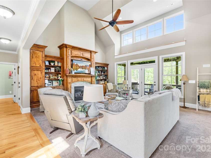 401 Yorkfield Drive, Shelby, NC 28150.  MLS# CAR4247658, YatesRealty ID 20981. 