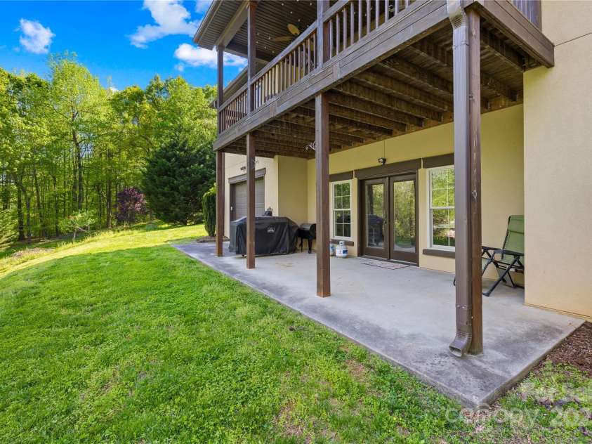 401 Yorkfield Drive, Shelby, NC 28150.  MLS# CAR4247658, YatesRealty ID 20981. 