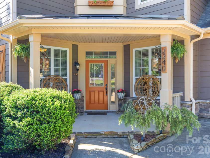 2240 Creek View Court, Fort Mill, SC 29707.  MLS# CAR4378401, YatesRealty ID 20982. 