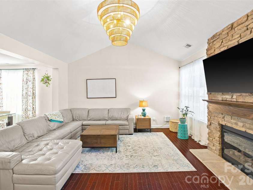 2240 Creek View Court, Fort Mill, SC 29707.  MLS# CAR4378401, YatesRealty ID 20982. 
