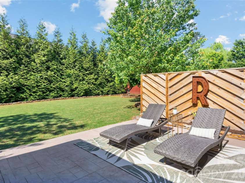 2240 Creek View Court, Fort Mill, SC 29707.  MLS# CAR4378401, YatesRealty ID 20982. 