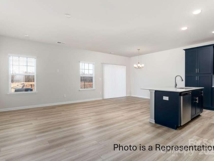 502 Mt. Mitchell Avenue, Gastonia, NC 28052.  MLS# CAR4263607, YatesRealty ID 20982. Hawthorn Open Living Areas Gourmet Kitchen