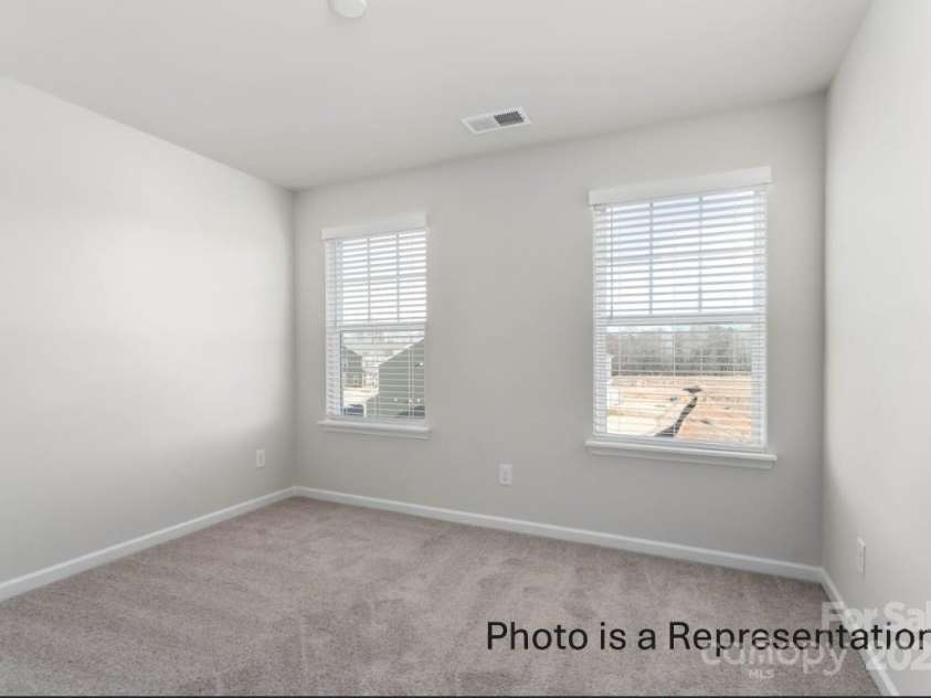 502 Mt. Mitchell Avenue, Gastonia, NC 28052.  MLS# CAR4263607, YatesRealty ID 20982. Hawthorn Secondary Bedroom