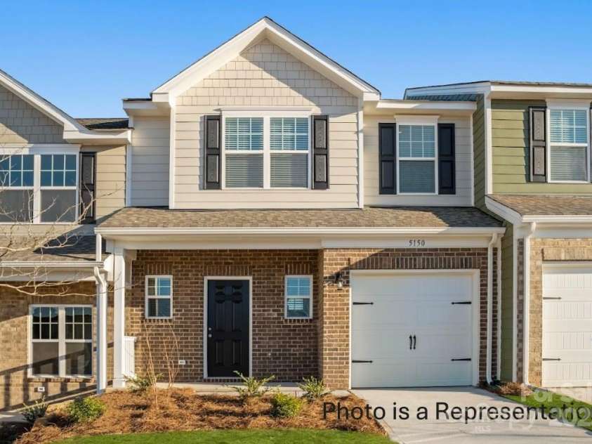502 Mt. Mitchell Avenue, Gastonia, NC 28052.  MLS# CAR4263607, YatesRealty ID 20982. Parkside Townhomes - 1 Car Garage Hawthorn