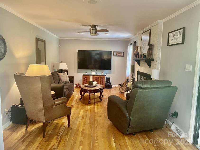 3063 Wimbledon Lane, Rock Hill, SC 29732.  MLS# CAR4245078, YatesRealty ID 20983. 