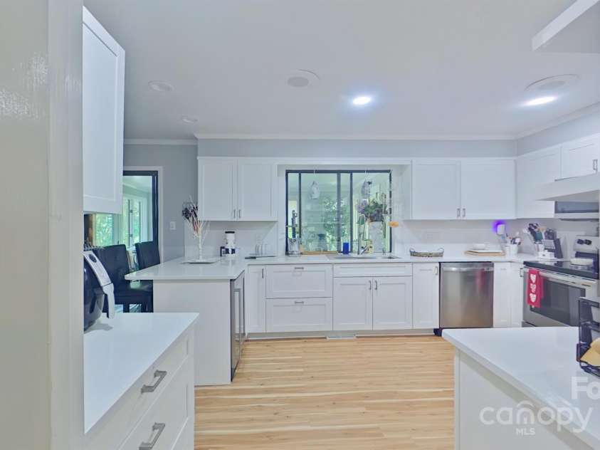 3063 Wimbledon Lane, Rock Hill, SC 29732.  MLS# CAR4245078, YatesRealty ID 20983. 