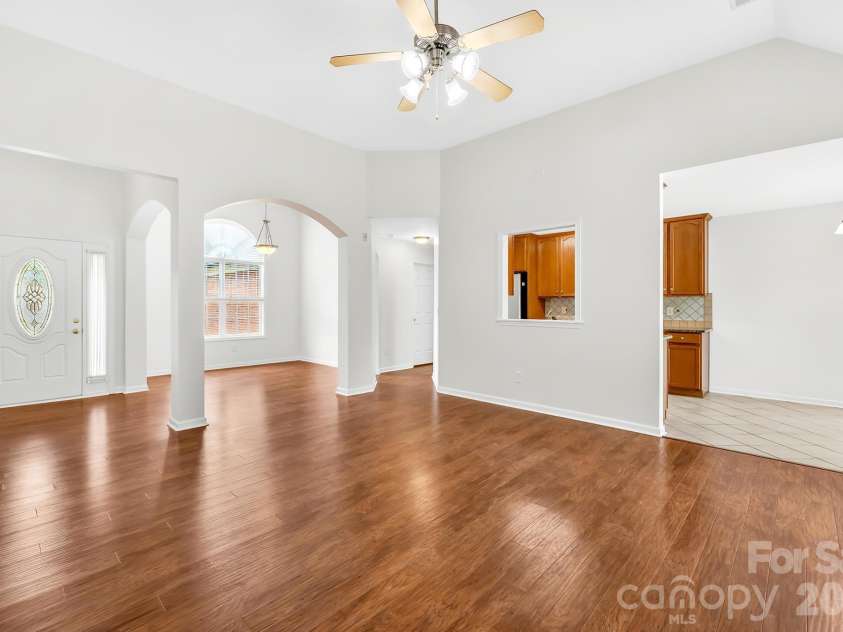 328 River Birch Circle, Mooresville, NC 28115.  MLS# CAR4377888, YatesRealty ID 20986. 