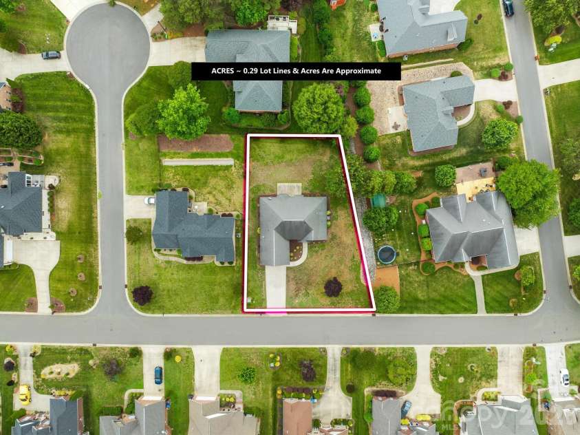 328 River Birch Circle, Mooresville, NC 28115.  MLS# CAR4377888, YatesRealty ID 20986. 