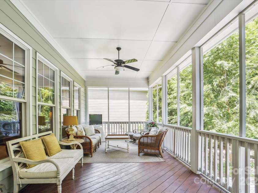 5424 Morris Hunt Drive, Fort Mill, SC 29708.  MLS# CAR4263212, YatesRealty ID 20988. 