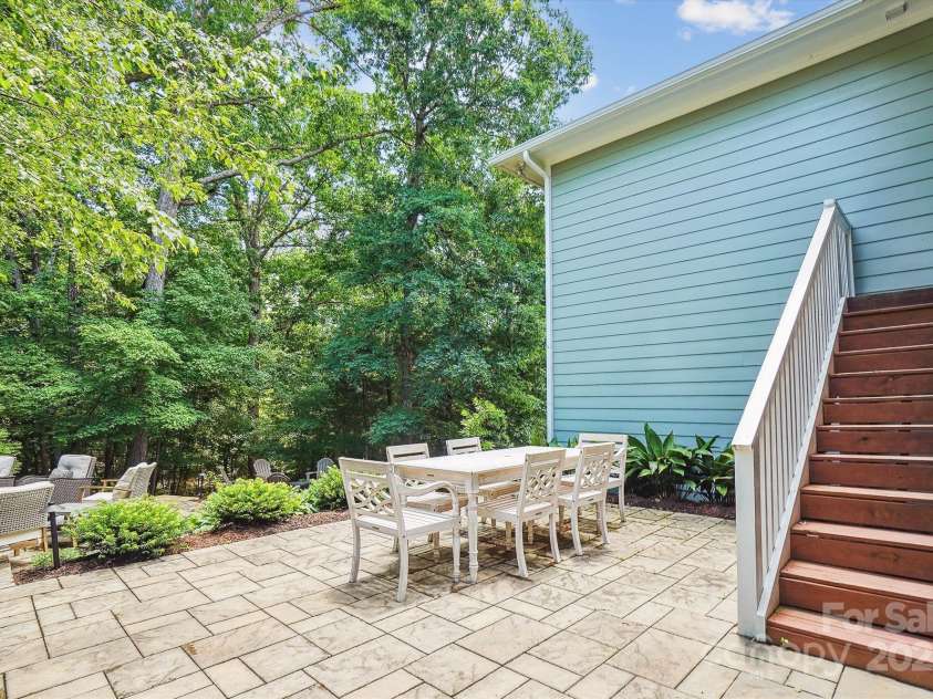 5424 Morris Hunt Drive, Fort Mill, SC 29708.  MLS# CAR4263212, YatesRealty ID 20988. 
