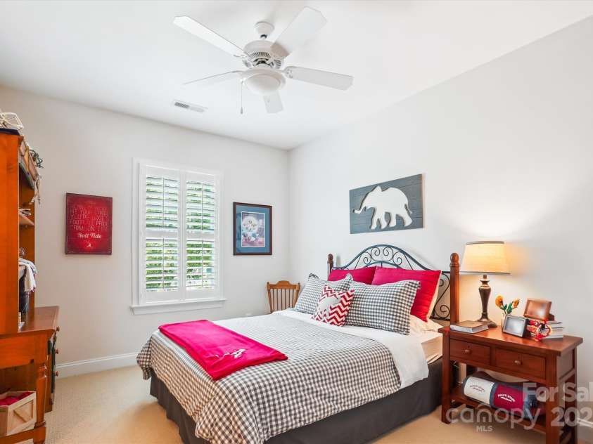 5424 Morris Hunt Drive, Fort Mill, SC 29708.  MLS# CAR4263212, YatesRealty ID 20988. 