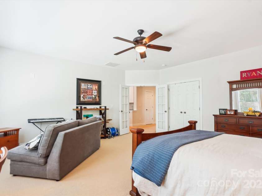 5424 Morris Hunt Drive, Fort Mill, SC 29708.  MLS# CAR4263212, YatesRealty ID 20988. 
