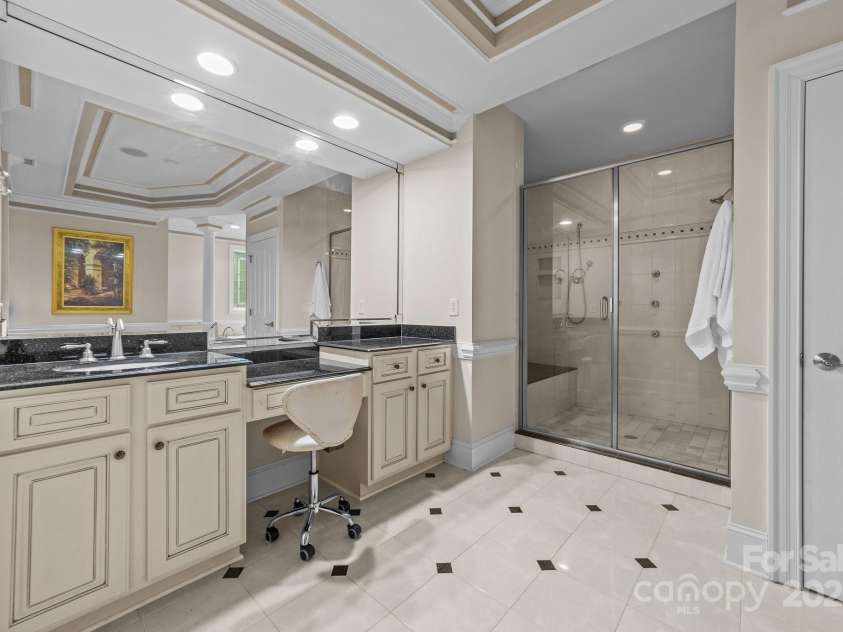 196 Arnold Palmer Drive, Advance, NC 27006.  MLS# CAR4263557, YatesRealty ID 20989. 