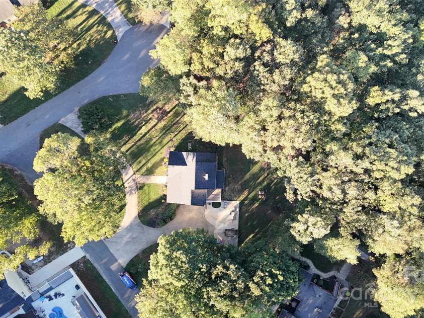 1000 Hunting Avenue, Lincolnton, NC 28092.  MLS# CAR4190240, YatesRealty ID 2099. 