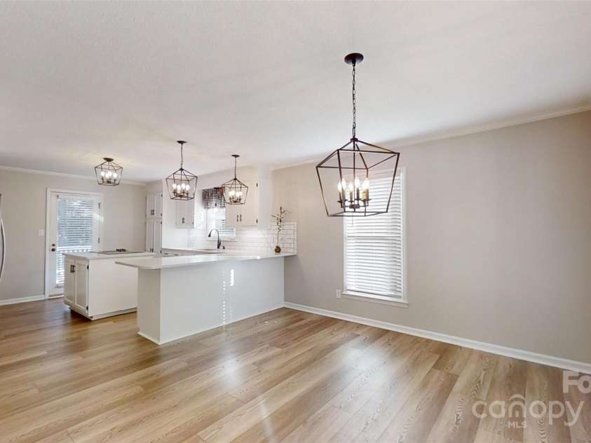 1000 Hunting Avenue, Lincolnton, NC 28092.  MLS# CAR4190240, YatesRealty ID 2099. 