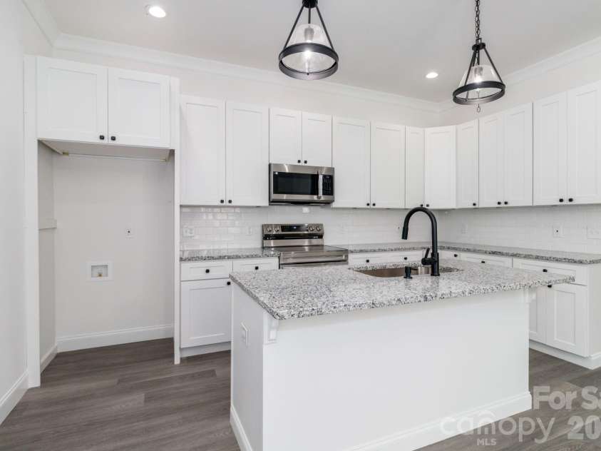 307 Arch Street, Lancaster, SC 29720.  MLS# CAR4314631, YatesRealty ID 2099. 