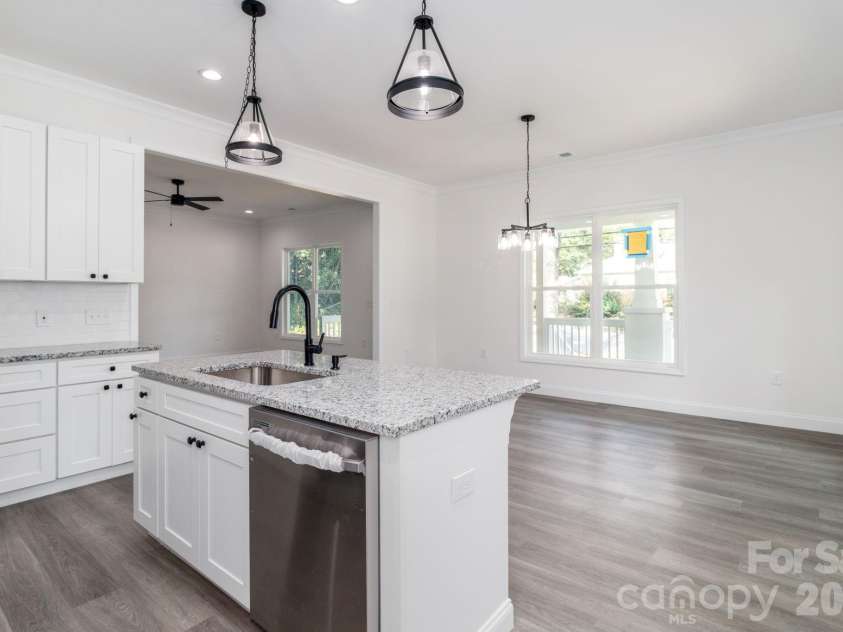 307 Arch Street, Lancaster, SC 29720.  MLS# CAR4314631, YatesRealty ID 2099. 