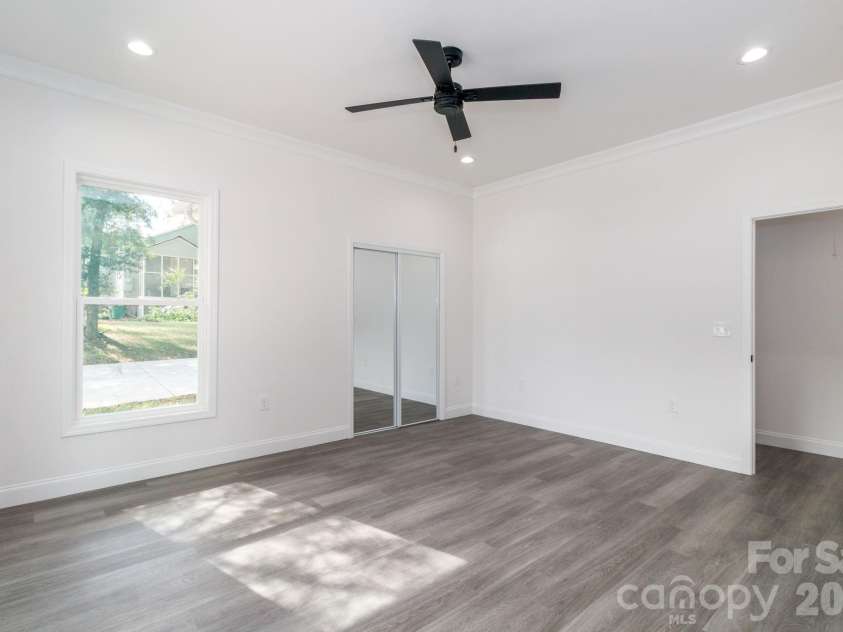 307 Arch Street, Lancaster, SC 29720.  MLS# CAR4314631, YatesRealty ID 2099. 