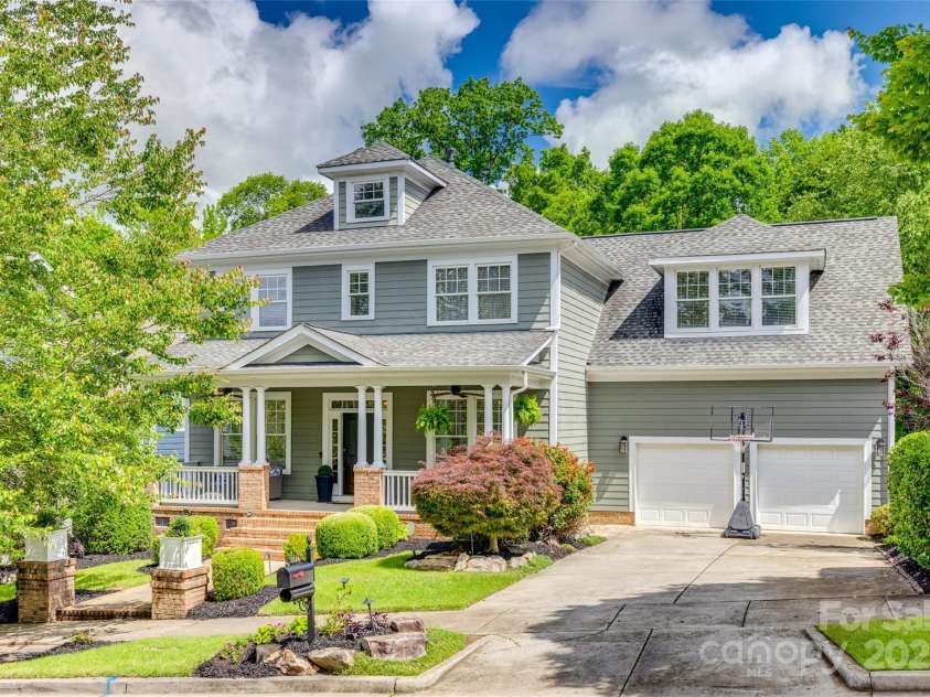 5518 Morris Hunt Drive, Fort Mill, SC 29708.  MLS# CAR4265806, YatesRealty ID 20990. 