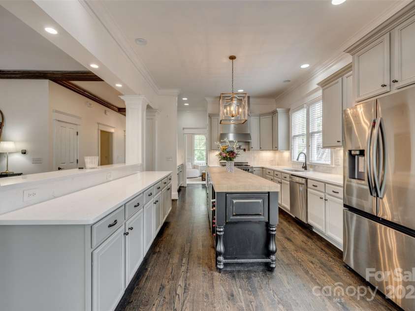 5518 Morris Hunt Drive, Fort Mill, SC 29708.  MLS# CAR4265806, YatesRealty ID 20990. 