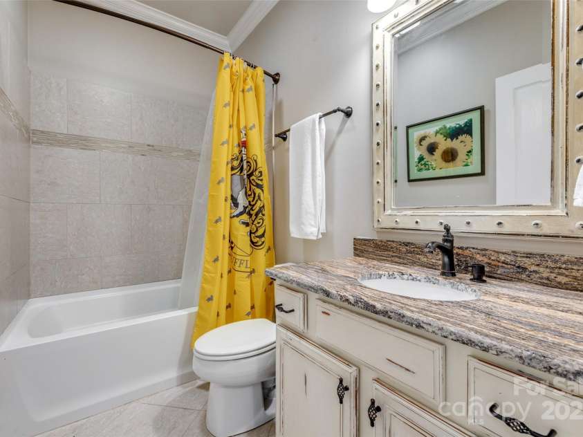 5518 Morris Hunt Drive, Fort Mill, SC 29708.  MLS# CAR4265806, YatesRealty ID 20990. 