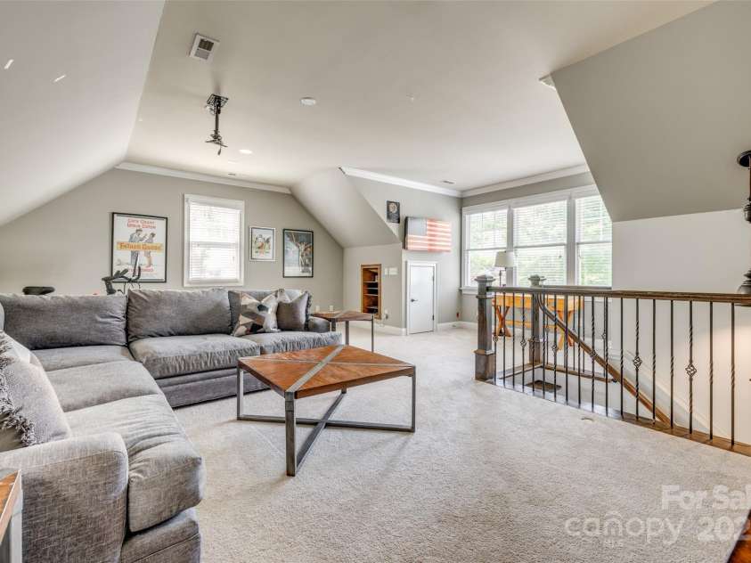5518 Morris Hunt Drive, Fort Mill, SC 29708.  MLS# CAR4265806, YatesRealty ID 20990. 