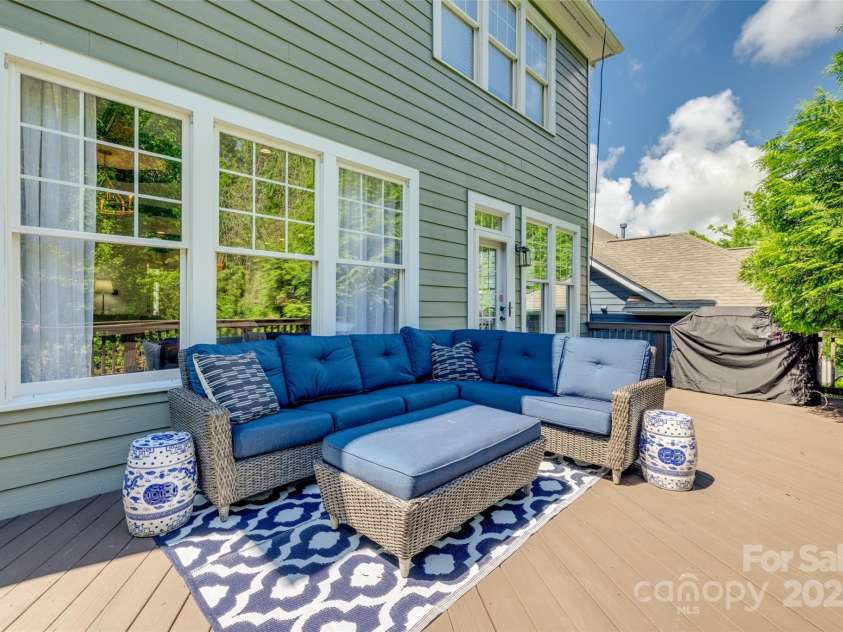 5518 Morris Hunt Drive, Fort Mill, SC 29708.  MLS# CAR4265806, YatesRealty ID 20990. 