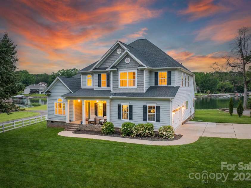 2593 Las Brisas Lane, Denver, NC 28037.  MLS# CAR4265488, YatesRealty ID 20991. 