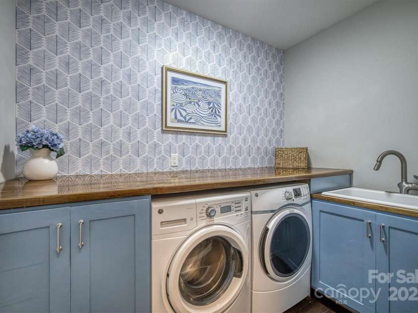 2593 Las Brisas Lane, Denver, NC 28037.  MLS# CAR4265488, YatesRealty ID 20991. 