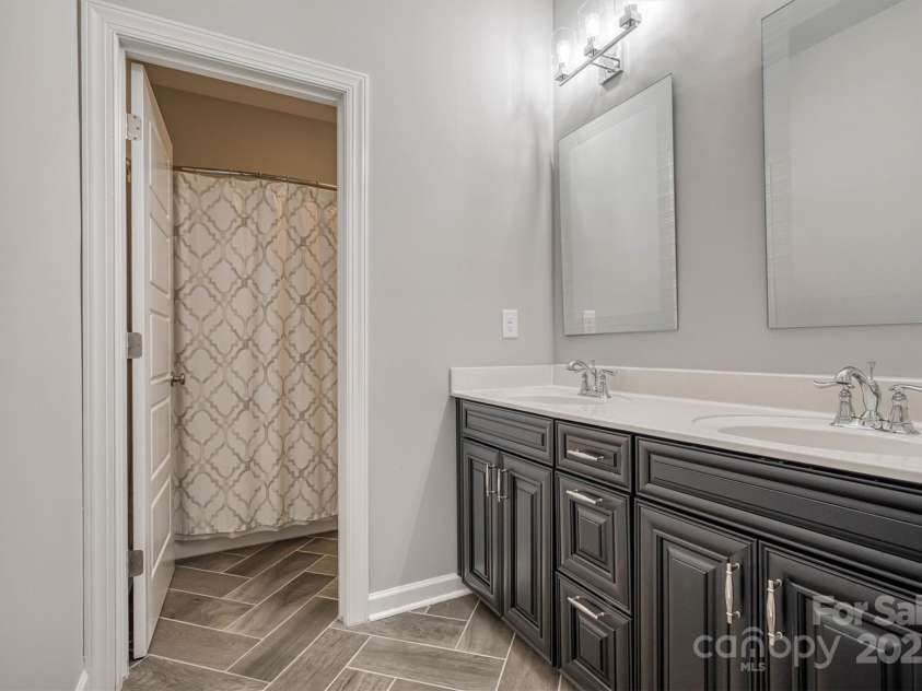 2593 Las Brisas Lane, Denver, NC 28037.  MLS# CAR4265488, YatesRealty ID 20991. 