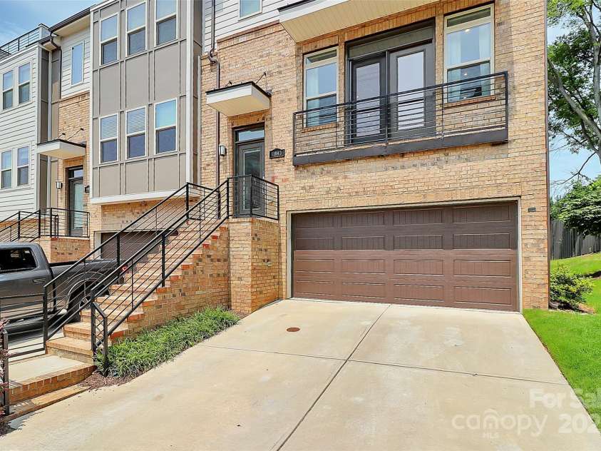 11043 Stetler Street, Charlotte, NC 28204.  MLS# CAR4264416, YatesRealty ID 20993. 