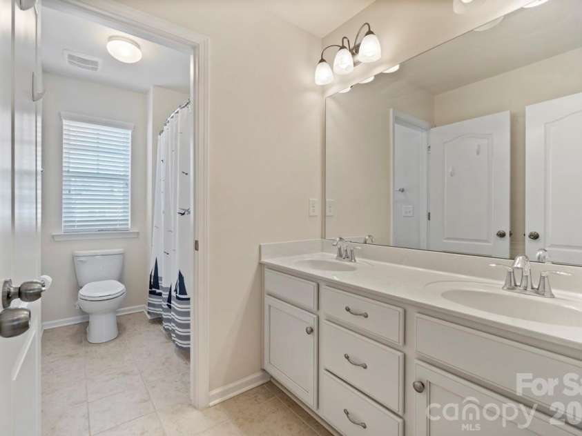 125 Yellowbell Road, Mooresville, NC 28117.  MLS# CAR4379612, YatesRealty ID 20994. 