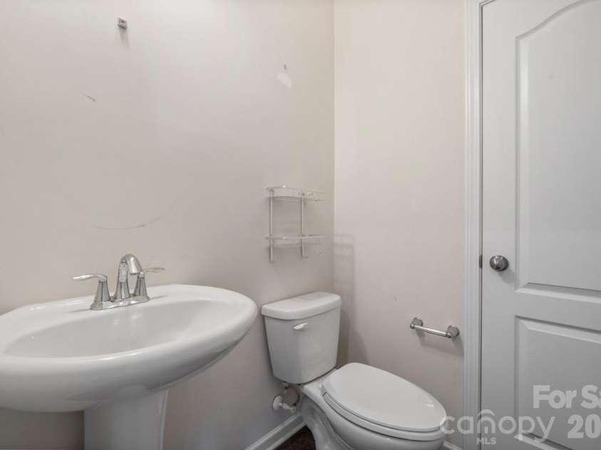 125 Yellowbell Road, Mooresville, NC 28117.  MLS# CAR4379612, YatesRealty ID 20994. 