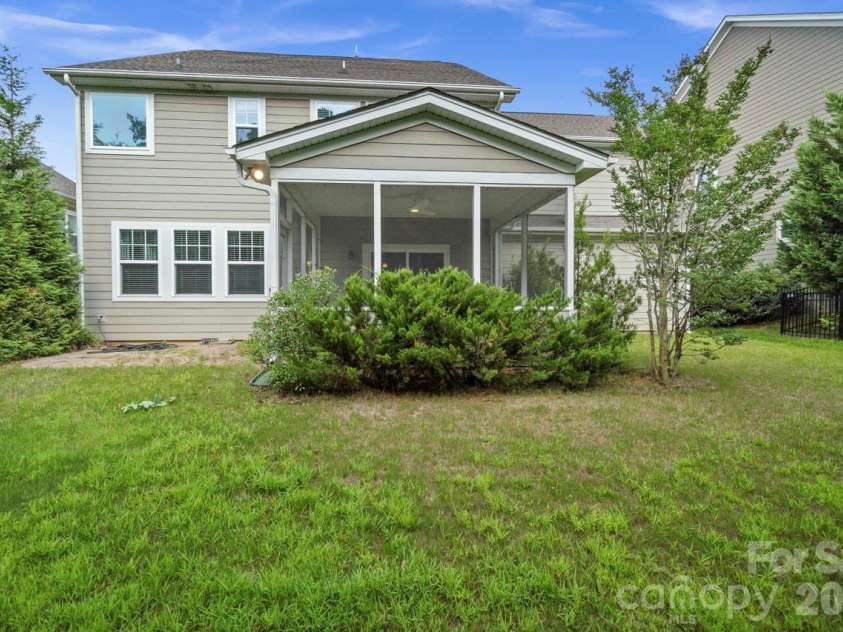 125 Yellowbell Road, Mooresville, NC 28117.  MLS# CAR4379612, YatesRealty ID 20994. 