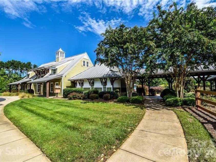 125 Yellowbell Road, Mooresville, NC 28117.  MLS# CAR4379612, YatesRealty ID 20994. 