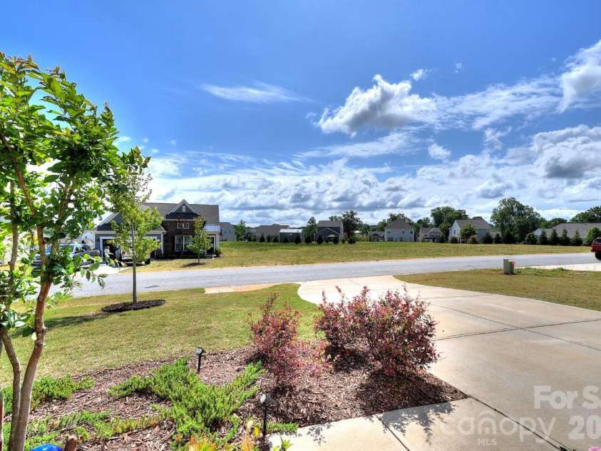 625 Morning Meadows Drive, Inman, SC 29349.  MLS# CAR4379683, YatesRealty ID 20998. 