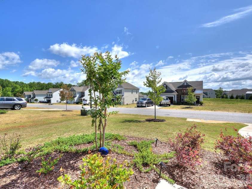 625 Morning Meadows Drive, Inman, SC 29349.  MLS# CAR4379683, YatesRealty ID 20998. 