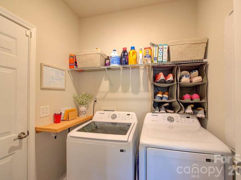 625 Morning Meadows Drive, Inman, SC 29349.  MLS# CAR4379683, YatesRealty ID 20998. 